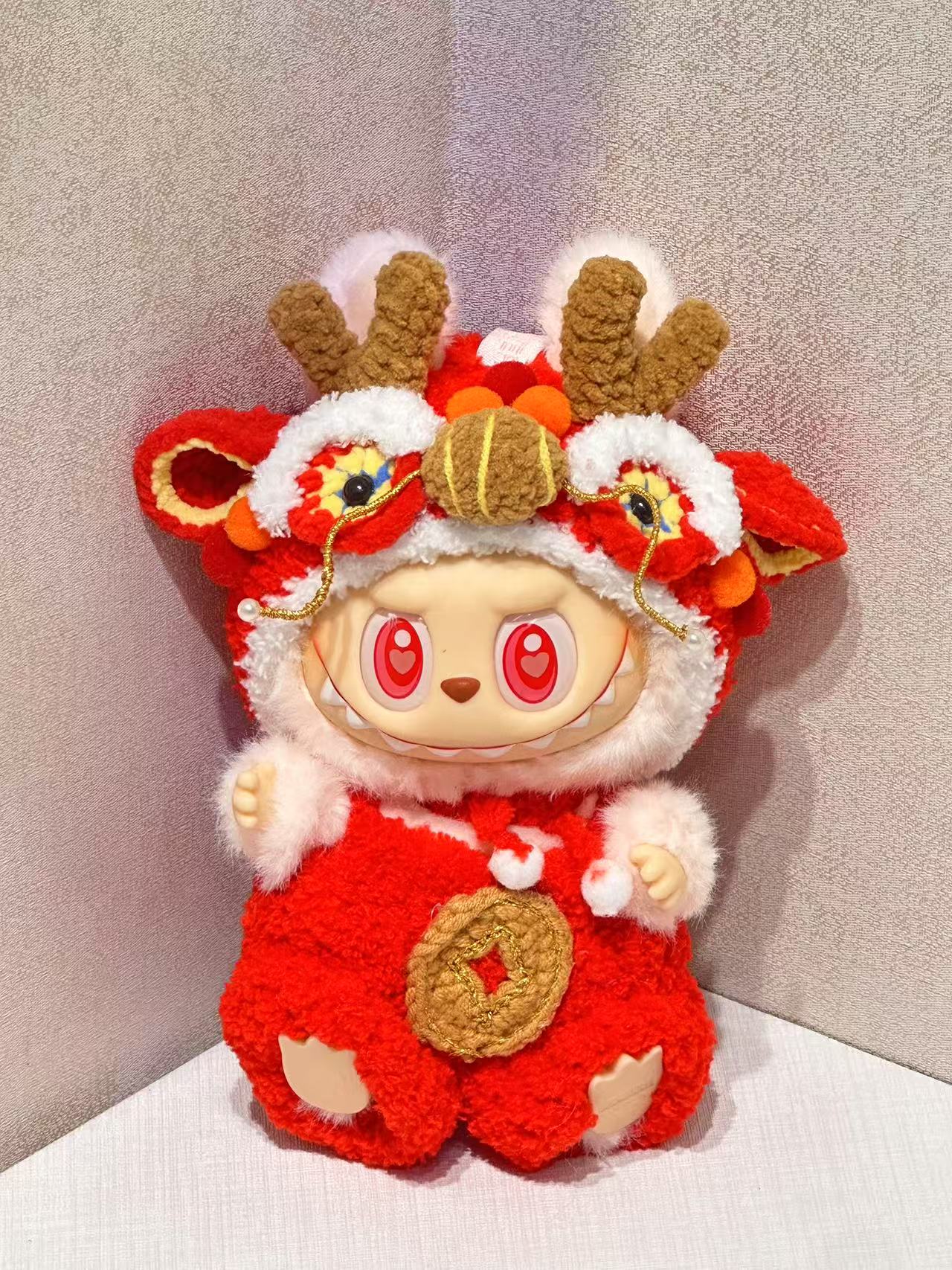 G21 丨 Labubu's Lion Dance - themed Bicolor Outfit