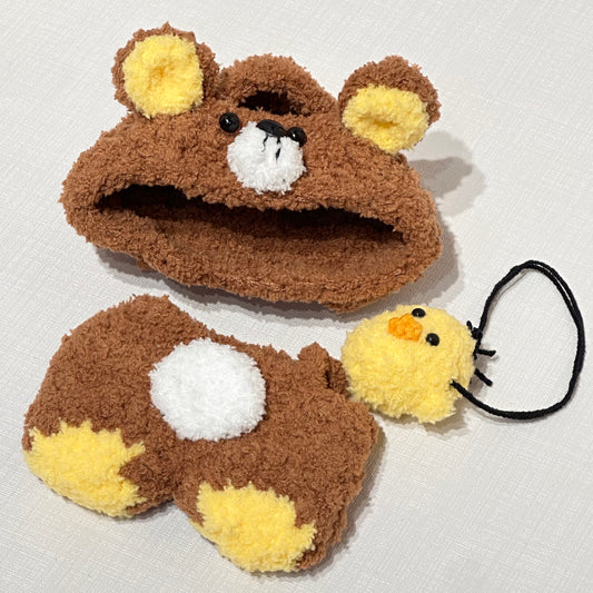 G8 丨 Labubu's Adorable Bear with Chick Satchel Outfit